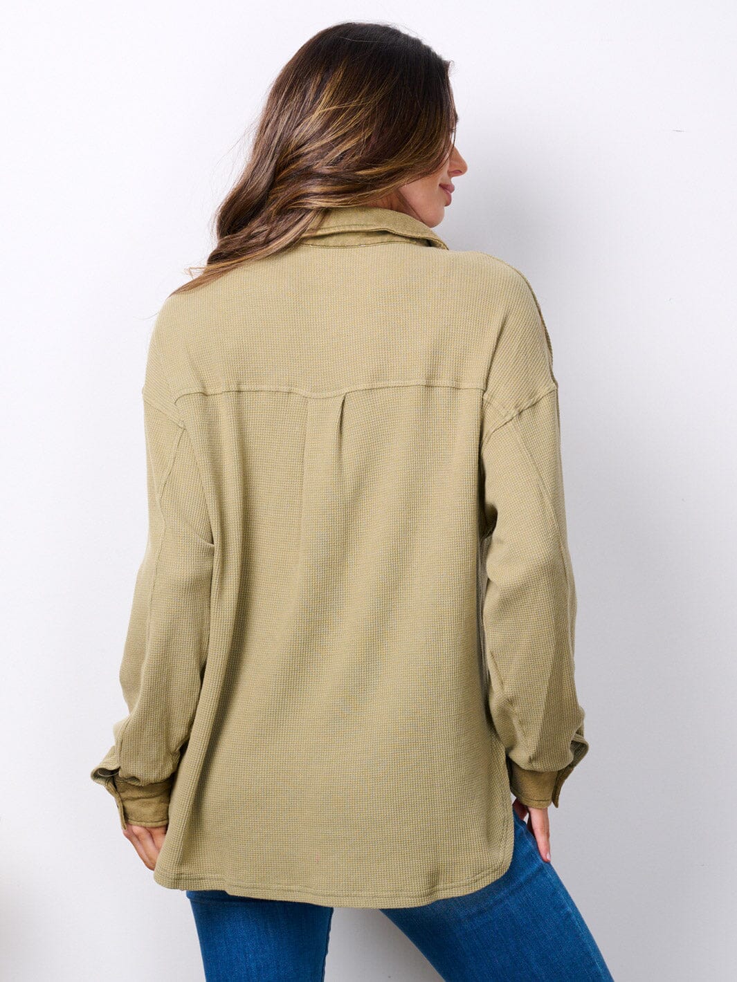 WOMEN'S LONG SLEEVE BUTTON UP RIBBED TOP