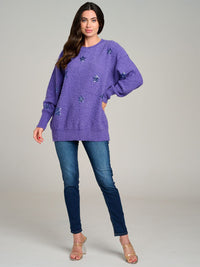 WOMEN'S LONG SLEEVE STARS GRAPHIC FUZZY PULLOVER SWEATER