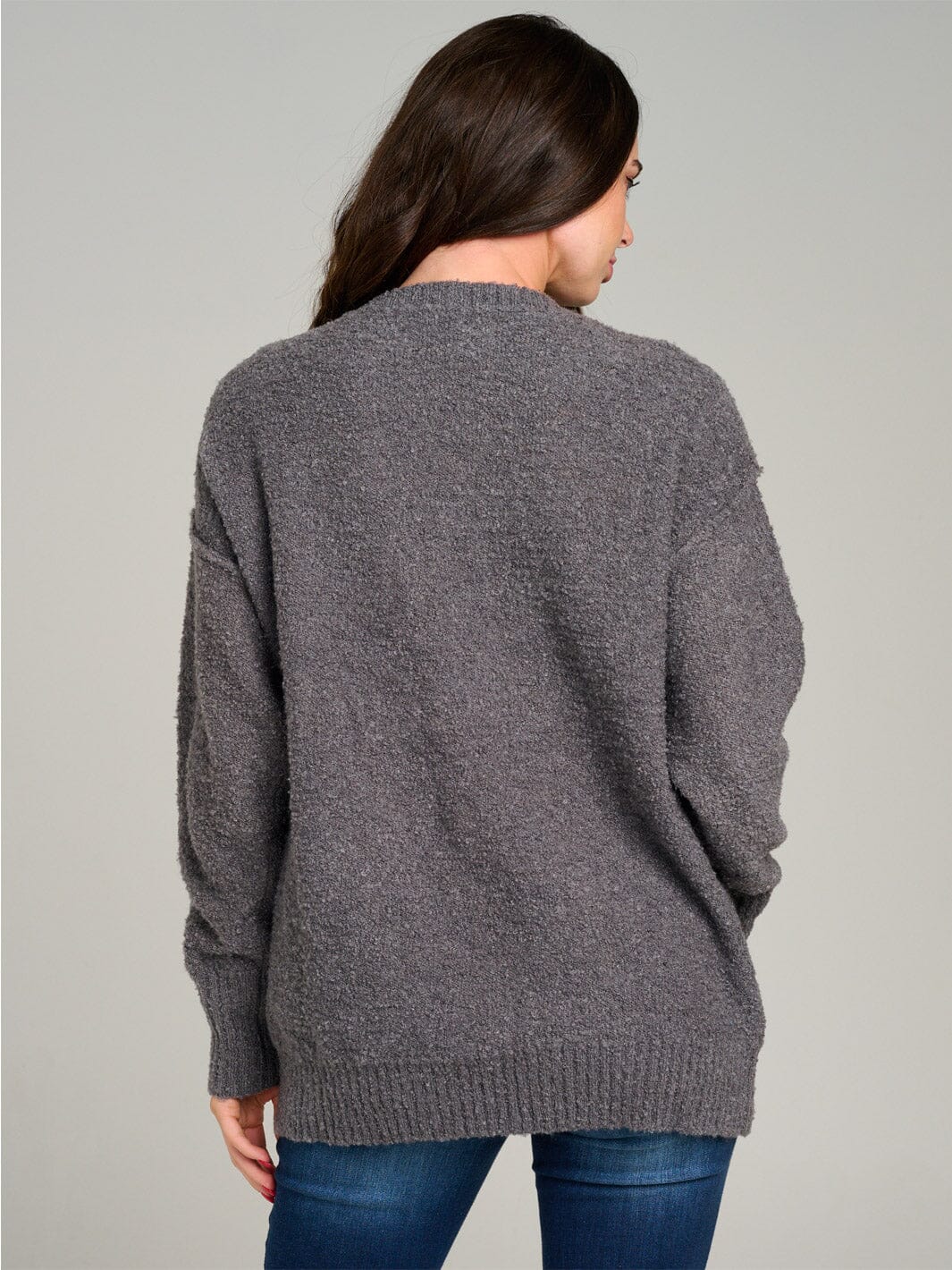 WOMEN'S LONG SLEEVE STARS GRAPHIC FUZZY PULLOVER SWEATER