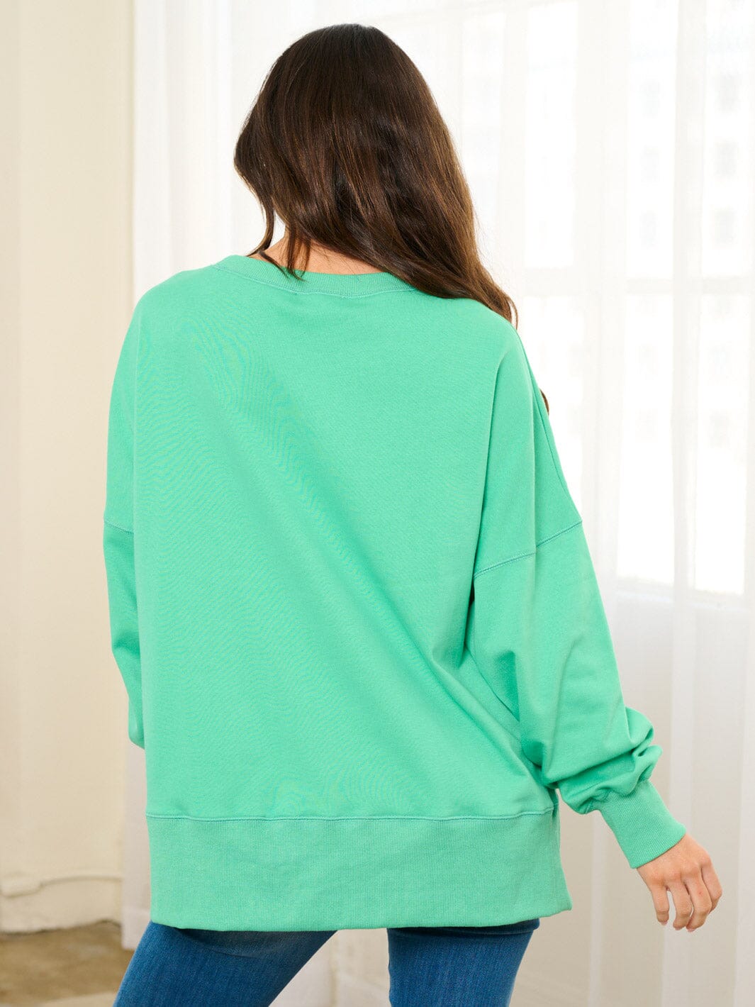 WOMEN'S LONG SLEEVE GRAPHIC PULLOVER SWEATER