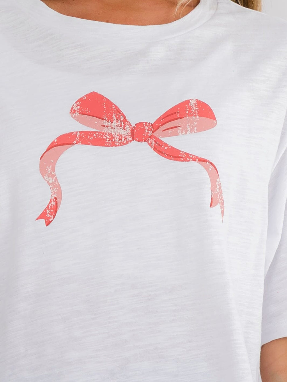 WOMEN'S SHORT SLEEVE BOW GRAPHIC TOP