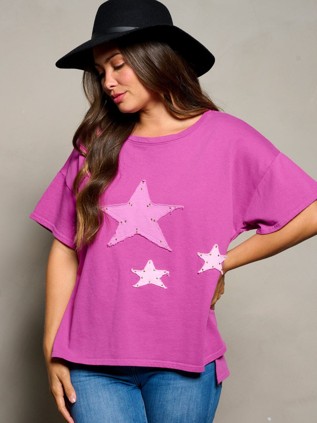 WOMEN'S SHORT SLEEVE STARS DESIGN HIGH-LOW TOP