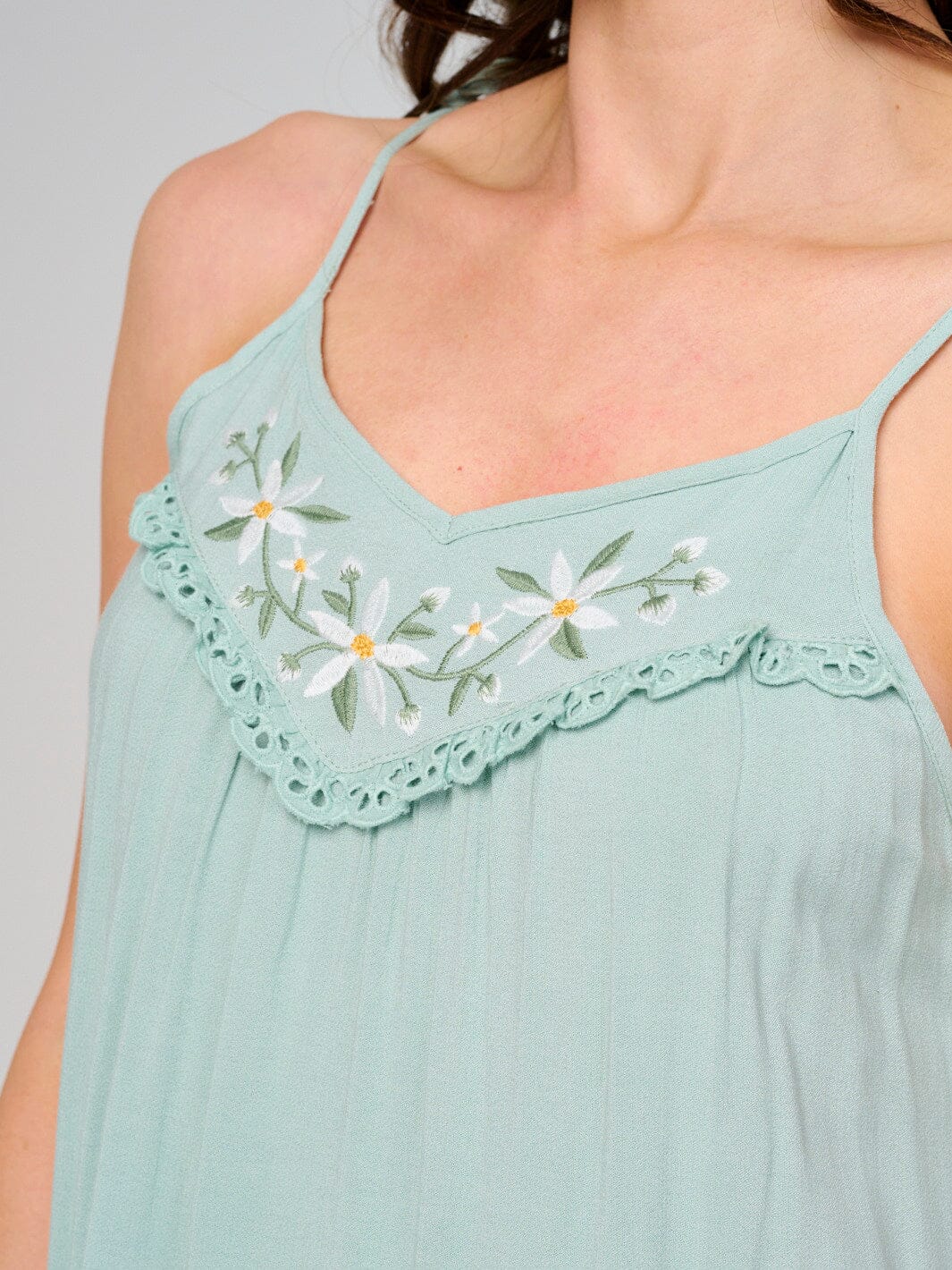 WOMEN'S SLEEVELESS TIERED FLORAL MAXI DRESS