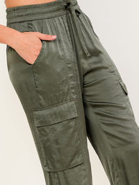 WOMEN'S ELASTIC WAIST CARGO POCKETS JOGGER LEG PANTS