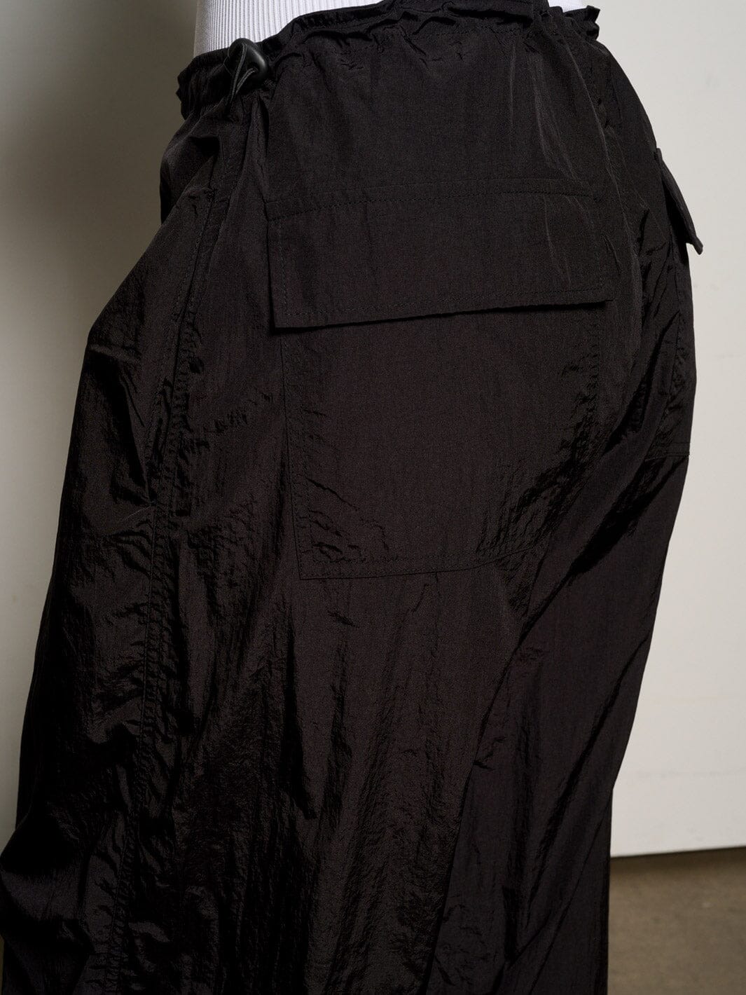 WOMEN'S ELASTIC WAIST POCKETS JOGGER PANTS