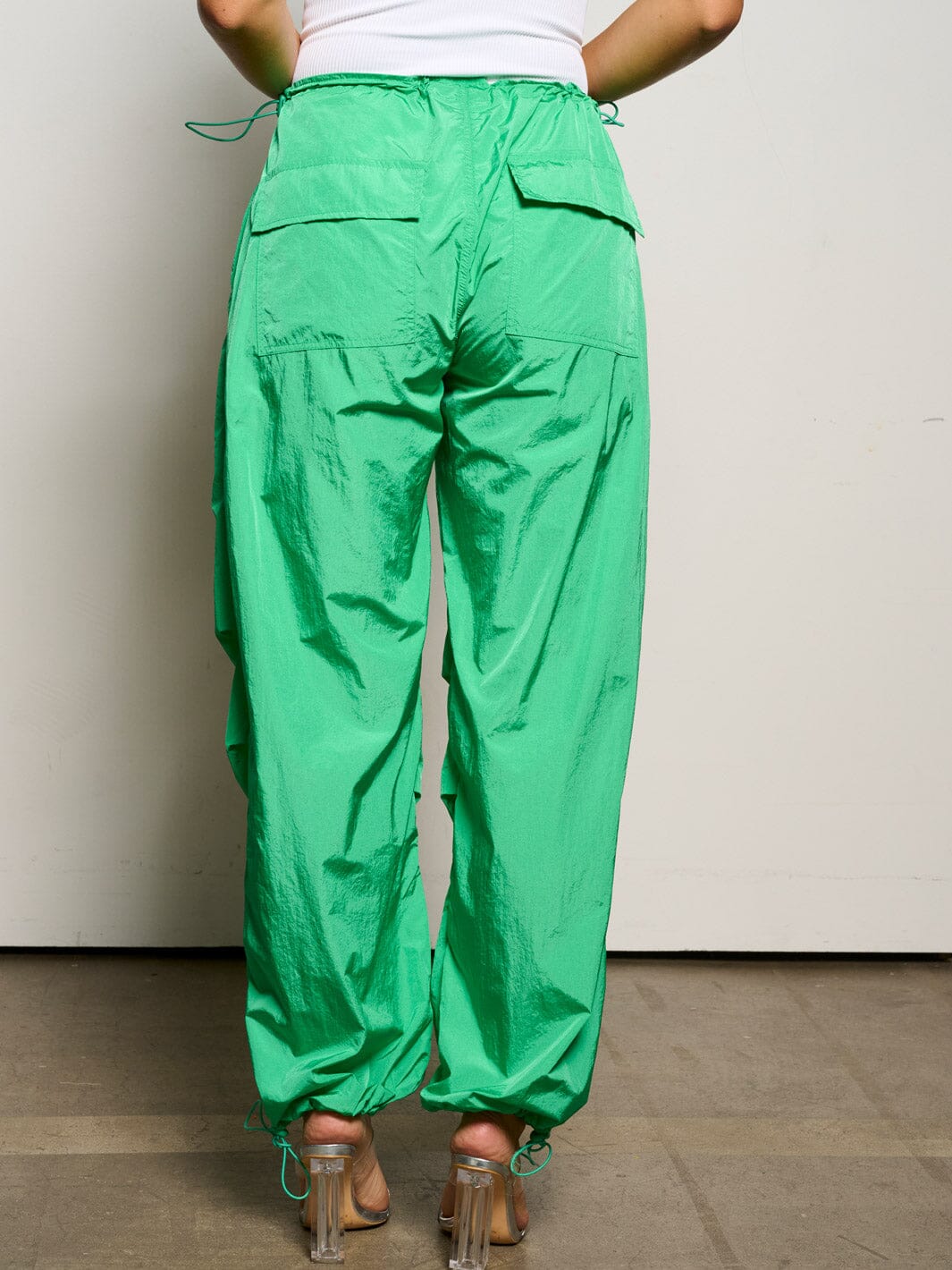 WOMEN'S ELASTIC WAIST POCKETS JOGGER PANTS