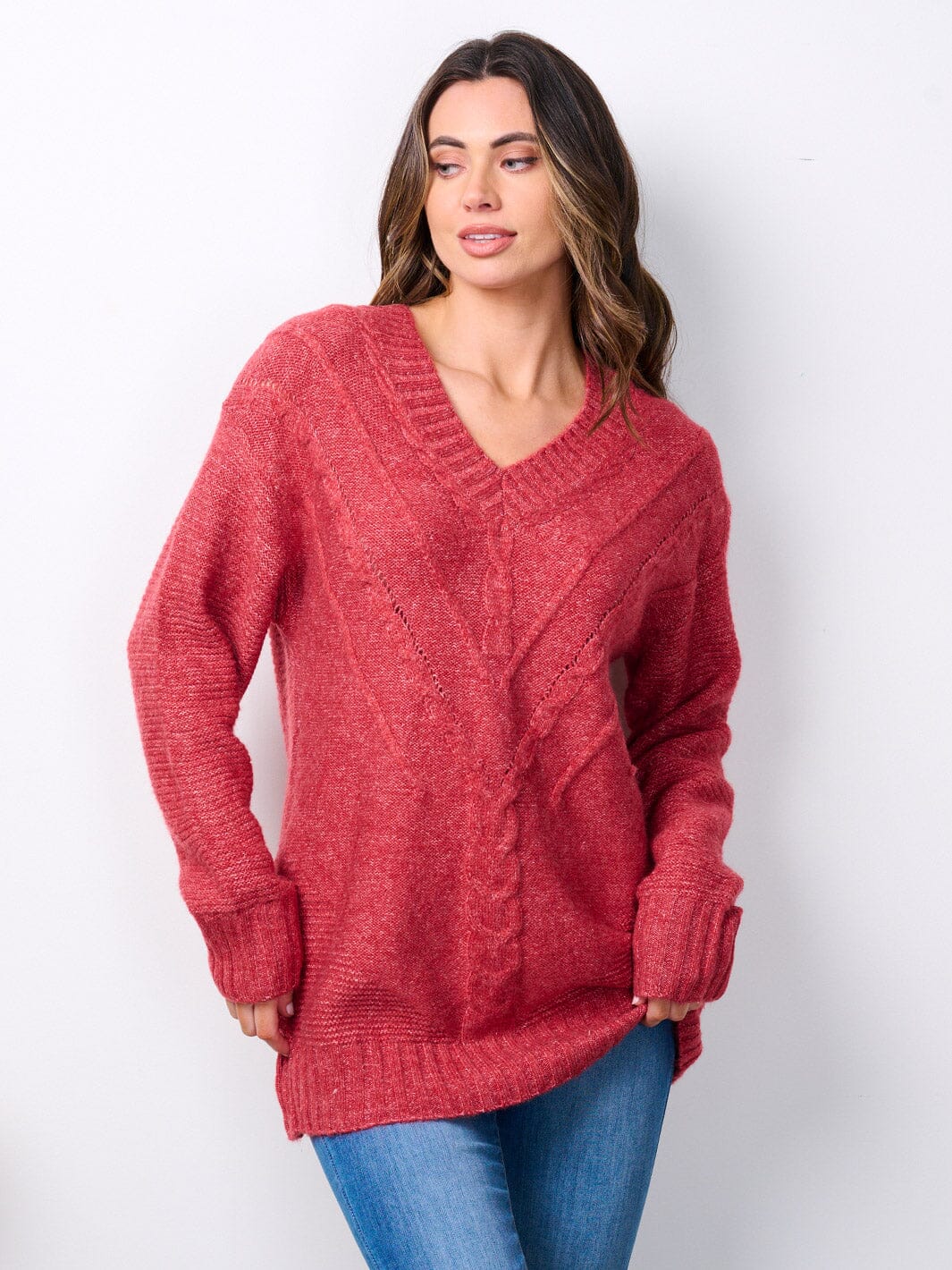 WOMEN'S LONG SLEEVE V-NECK KNITTED SWEATER