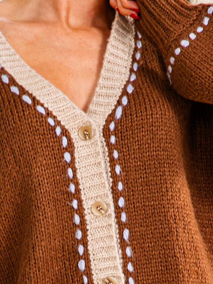 WOMEN'S LONG SLEEVE BUTTON UP TRIM DETAILED SWEATER