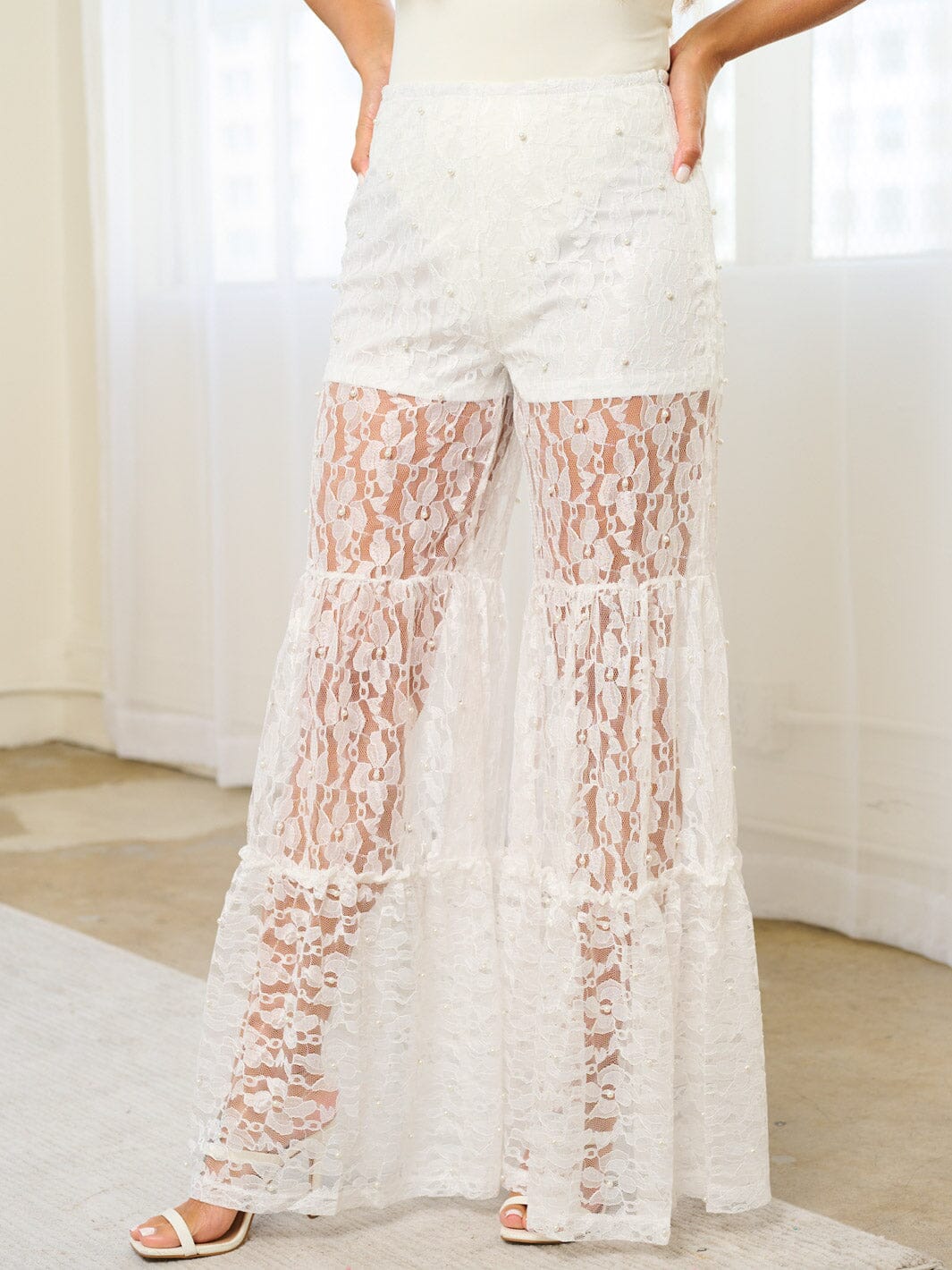 WOMEN'S BUTTON CLOSURE BELL LEG PEARL LACE PANTS