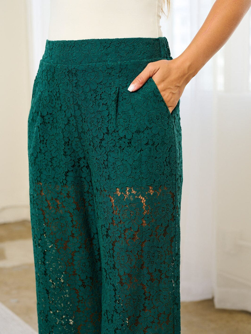 WOMEN'S ELASTIC WAIST POCKETS WIDE LEG LACE PANTS