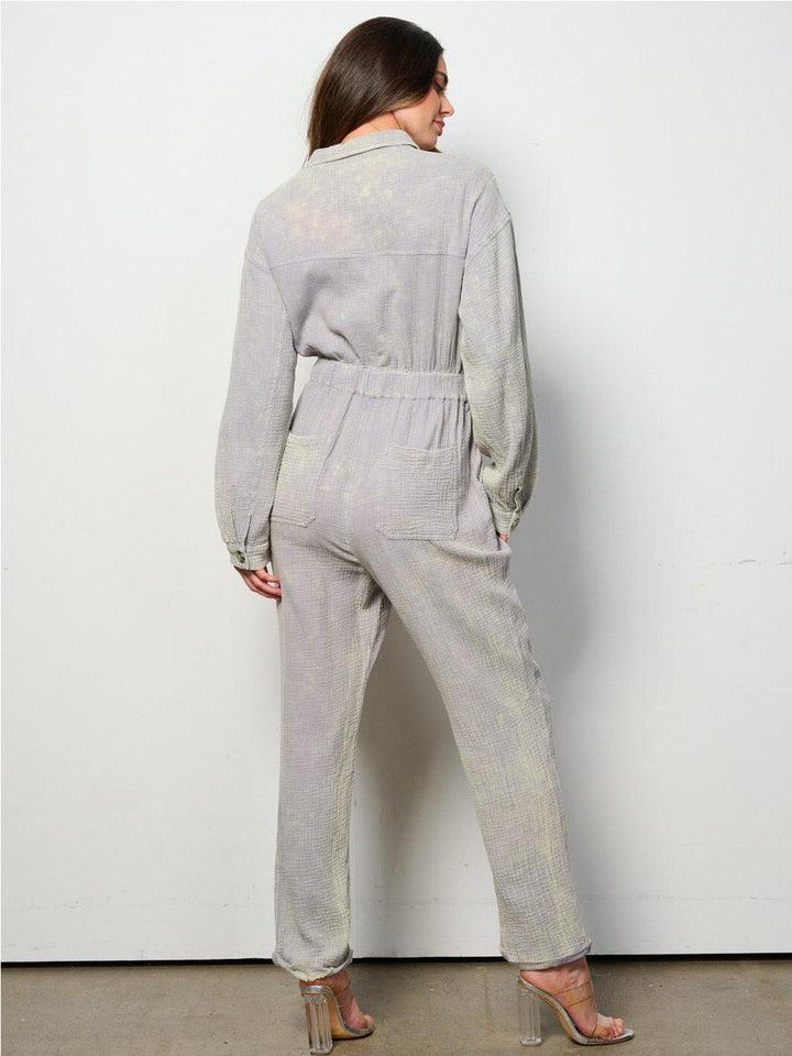 WOMEN'S LONG SLEEVE BUTTON UP POCKETS WASHED JUMPSUIT