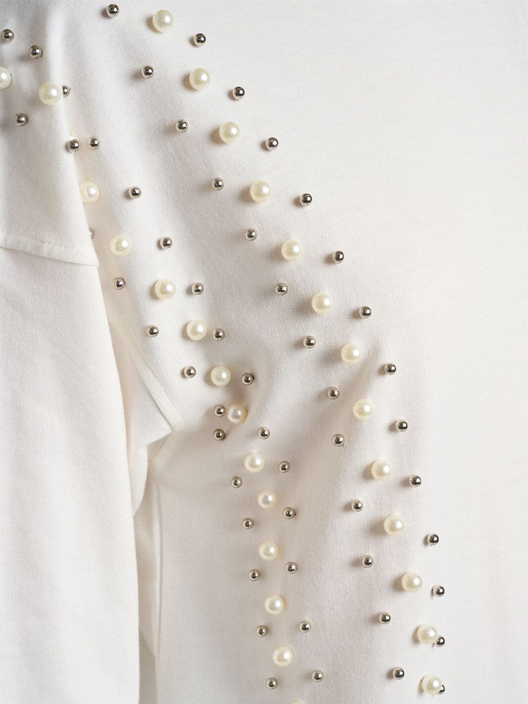 WOMEN'S LONG SLEEVE PEARL DETAILED HOODED PULLOVER SWEATER