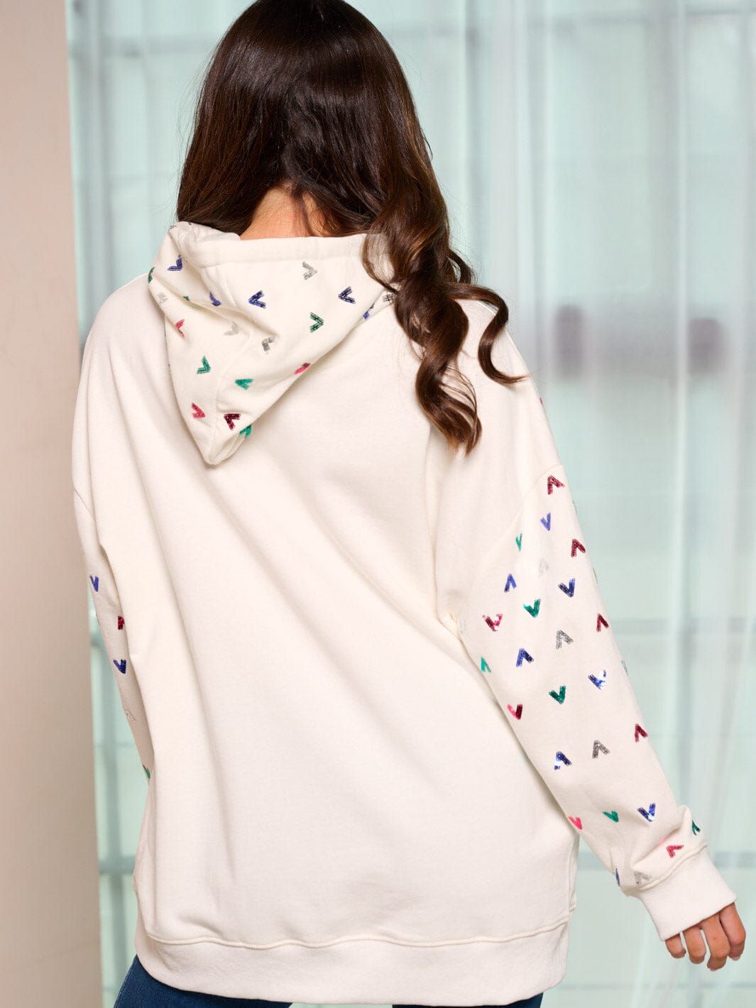 WOMEN'S LONG SLEEVE FRONT POCKETS HOODED SEQUINS DETAILED PULLOVER SWEATER