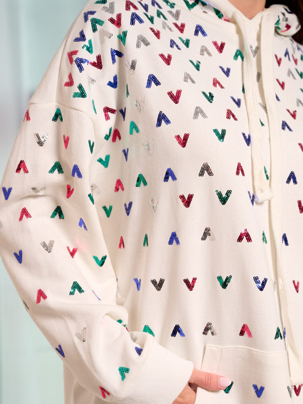 WOMEN'S LONG SLEEVE FRONT POCKETS HOODED SEQUINS DETAILED PULLOVER SWEATER