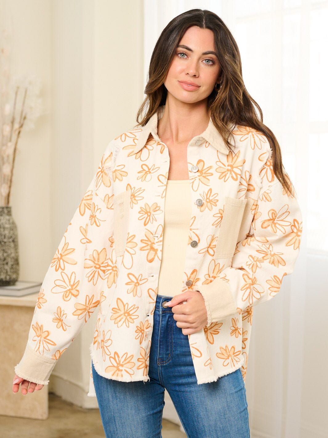 WOMEN'S LONG SLEEVE BUTTON CLOSURE FLOWERS POCKETS DENIM JACKET