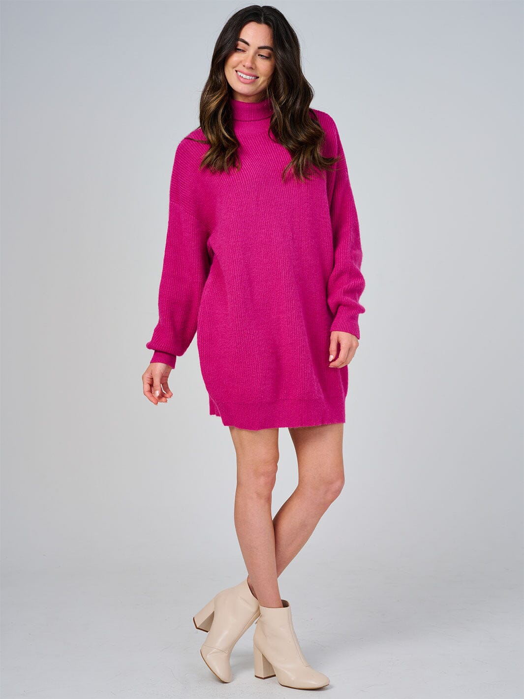 WOMEN'S LONG SLEEVE TURTLE NECK LOOSE FIT KNIT MINI DRESS