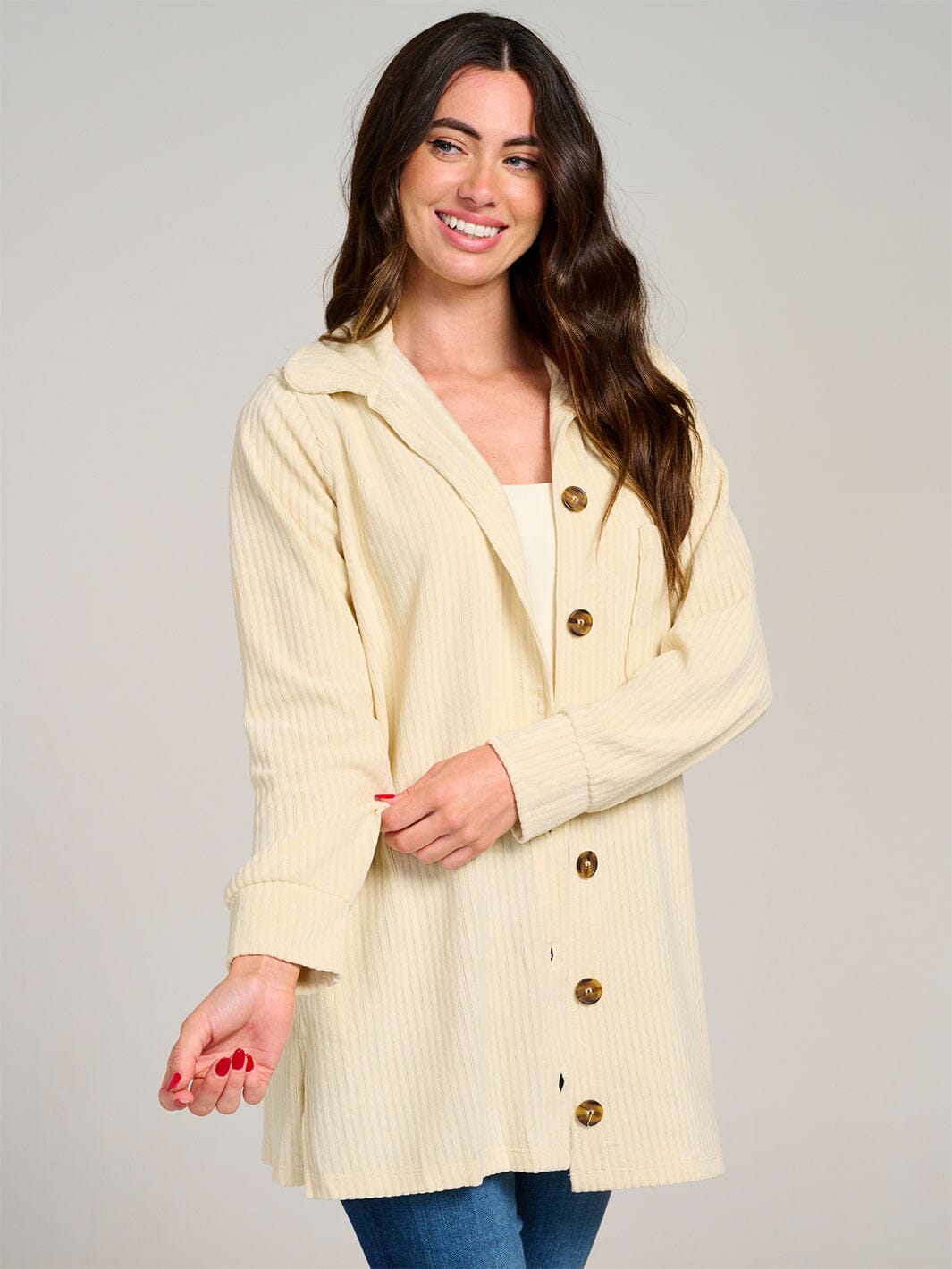 WOMEN'S LONG SLEEVE BUTTON CLOSURE FRONT POCKETS RIBBED SHACKET