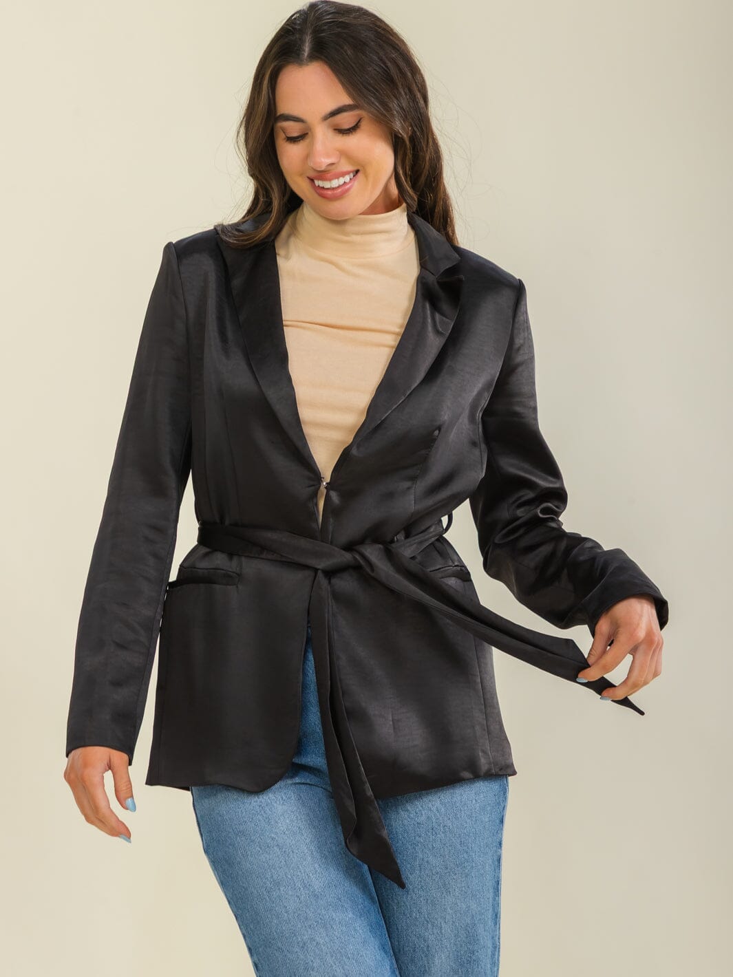 ENTRO WOMEN'S LONG SLEEVE BUTTON CLOSURE FRONT POCKETS BLAZER