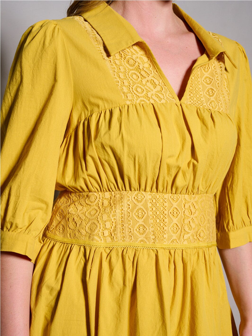 PLUS SIZE 3/4 SLEEVES V-NECK DETAILED FIT & FLARE MINI DRESS