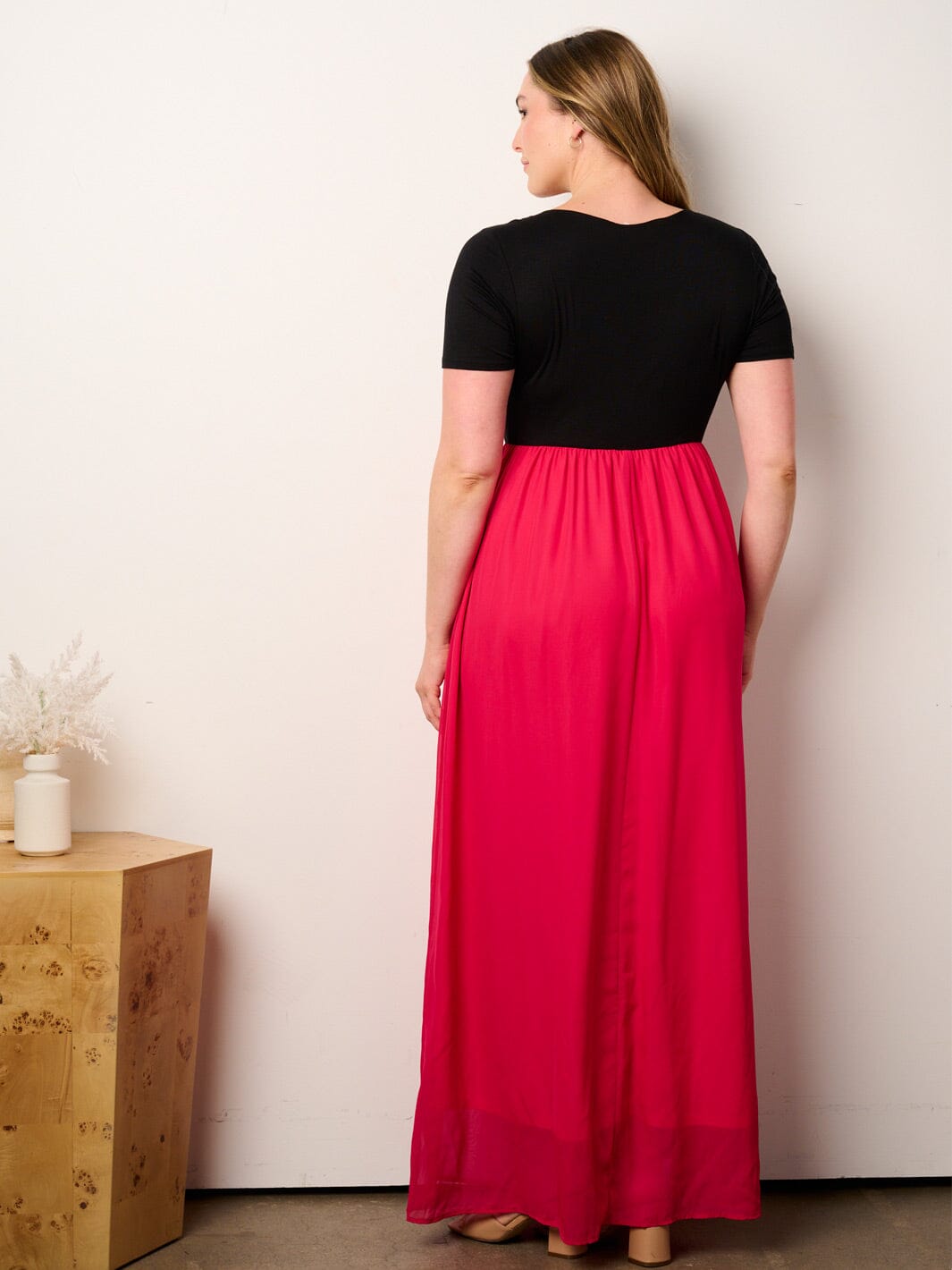 PLUS SIZE SHORT SLEEVE ELASTIC WAIST COLORBLOCK MAXI DRESS