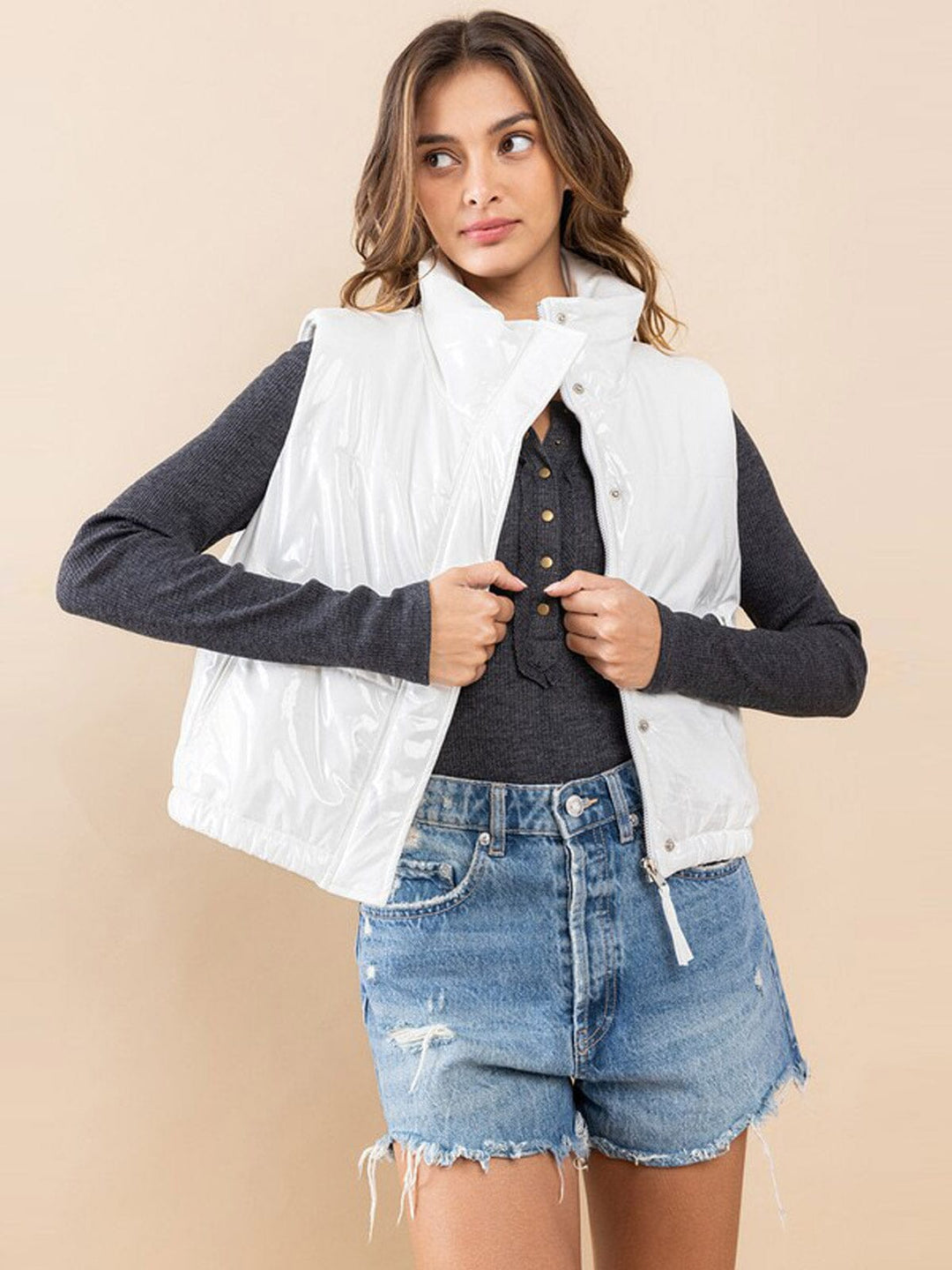 WOMEN'S SLEEVELESS BUTTON UP PU PLEATHER VEST