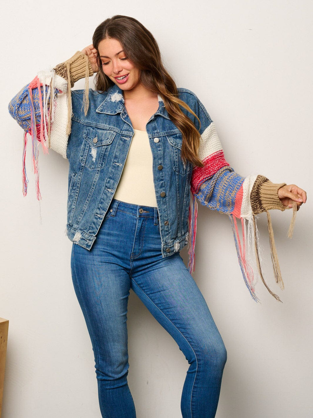 WOMEN'S LONG MULTI SLEEVES BUTTON CLOSURE CONTRAST DENIM JACKET