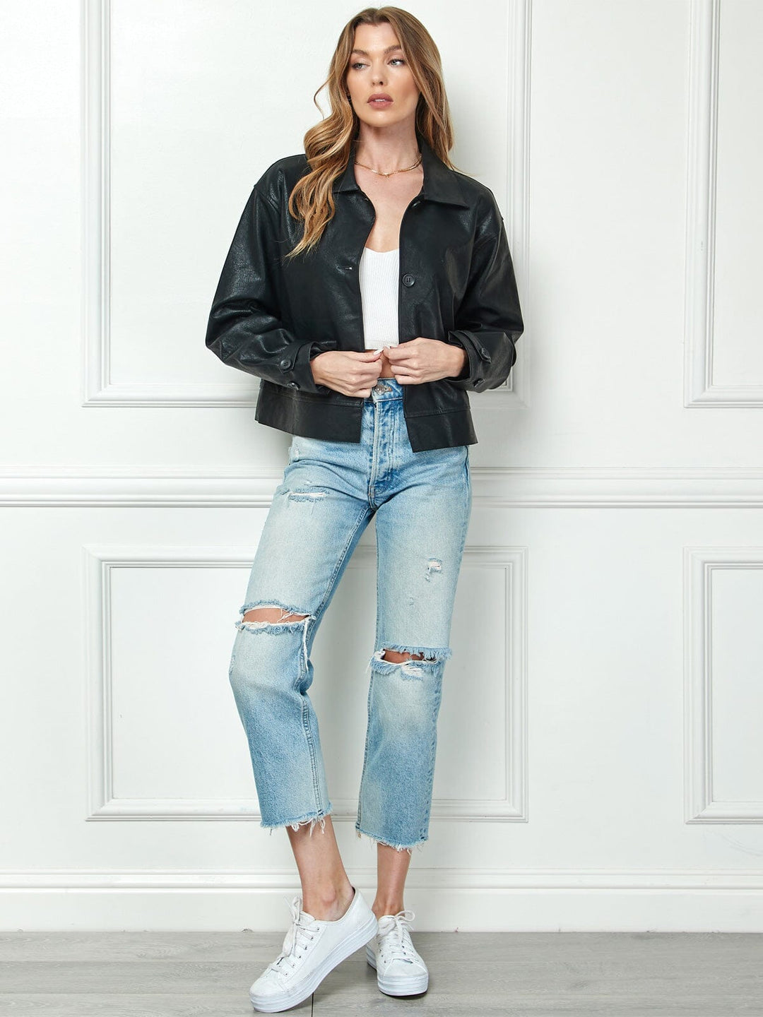 WOMEN'S LONG SLEEVE BUTTON CLOSURE PU PLEATHER JACKET