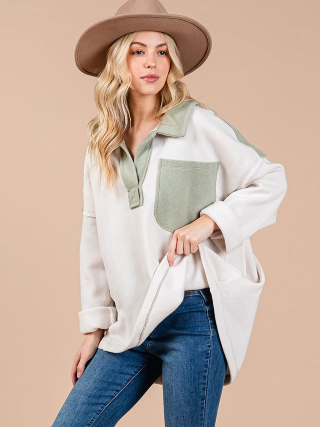 WOMEN'S LONG SLEEVE V-NECK FRONT POCKET COLORBLOCK PULLOVER SWEATER