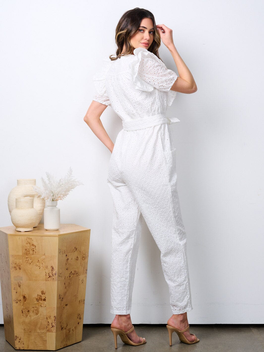 WOMEN'S SHORT PUFF SLEEVE POCKETS EYELET DETAILED WIDE LEG JUMPSUIT