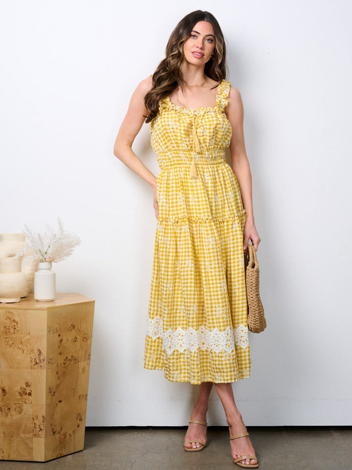 WOMEN'S SLEEVELESS RUFFLE EYELET TIERED MAXI DRESS