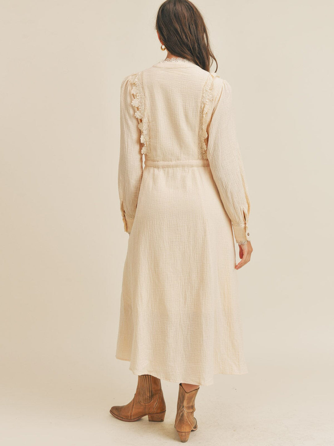 JUST ME WOMEN'S LONG SLEEVE BUTTON UP SELF TIE POCKETS CROCHET TRIM MAXI DRESS