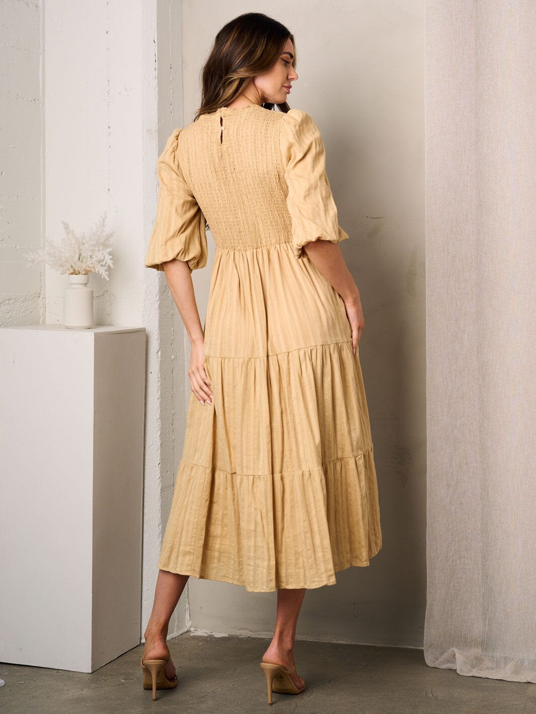 WOMEN'S SHORT SLEEVE SMOCK POCKETS TIERED MIDI DRESS ...