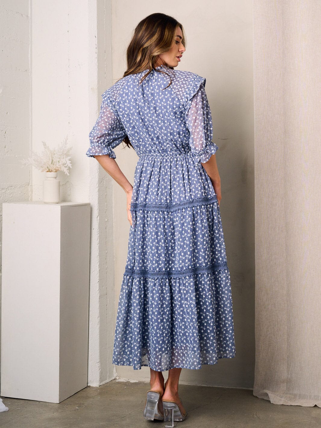 WOMEN'S SHORT SLEEVES TIERED EMBROIDERY FLORAL MAXI DRESS