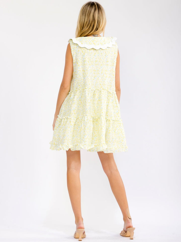 JUST ME WOMEN'S SLEEVELESS V-NECK EMBROIDERY FLORAL TIERED TUNIC MNI DRESS