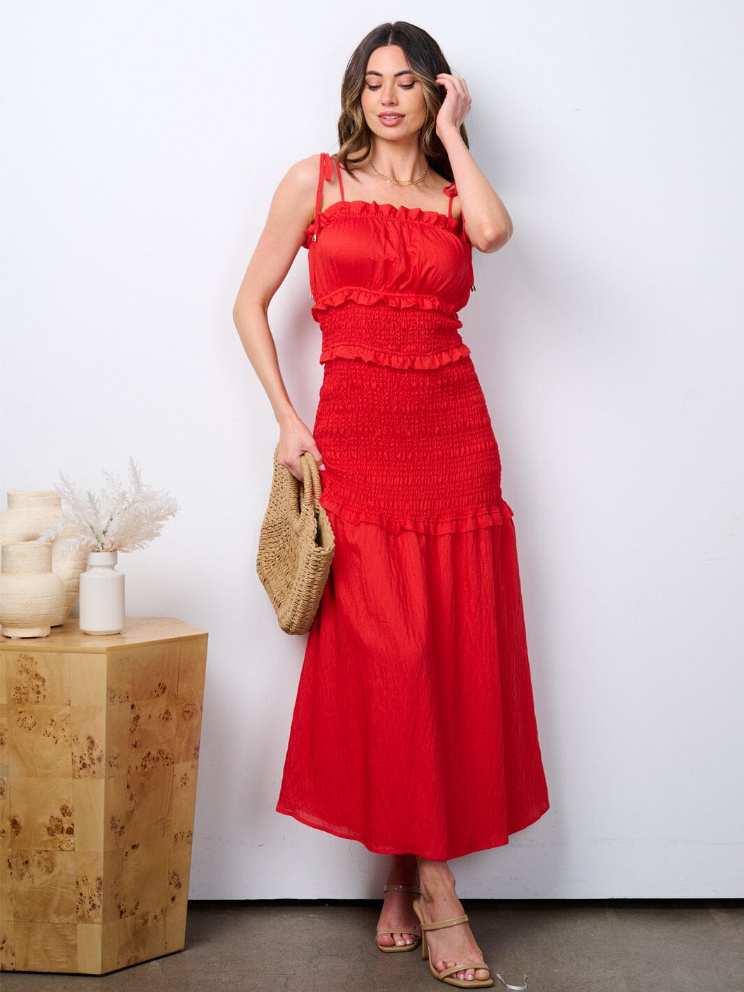 WOMEN'S SLEEVELESS SMOCK TIERED MAXI DRESS