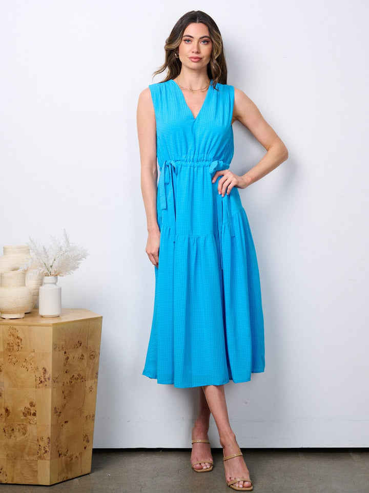 WOMEN'S SLEEVELESS V-NECK ELASTIC WAIST TIERED WAFFLE MIDI DRESS