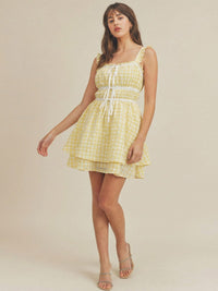 JUST ME WOMEN'S SLEEVELESS ELASTIC WAIST HIGH-LOW PLAID MINI DRESS