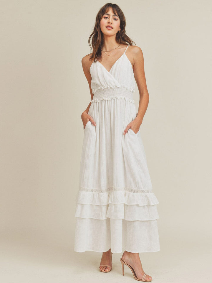 JUST ME WOMEN'S SLEEVELESS POCKETS V-NECK SURPLICE SMOCK WAIST MAXI DRESS
