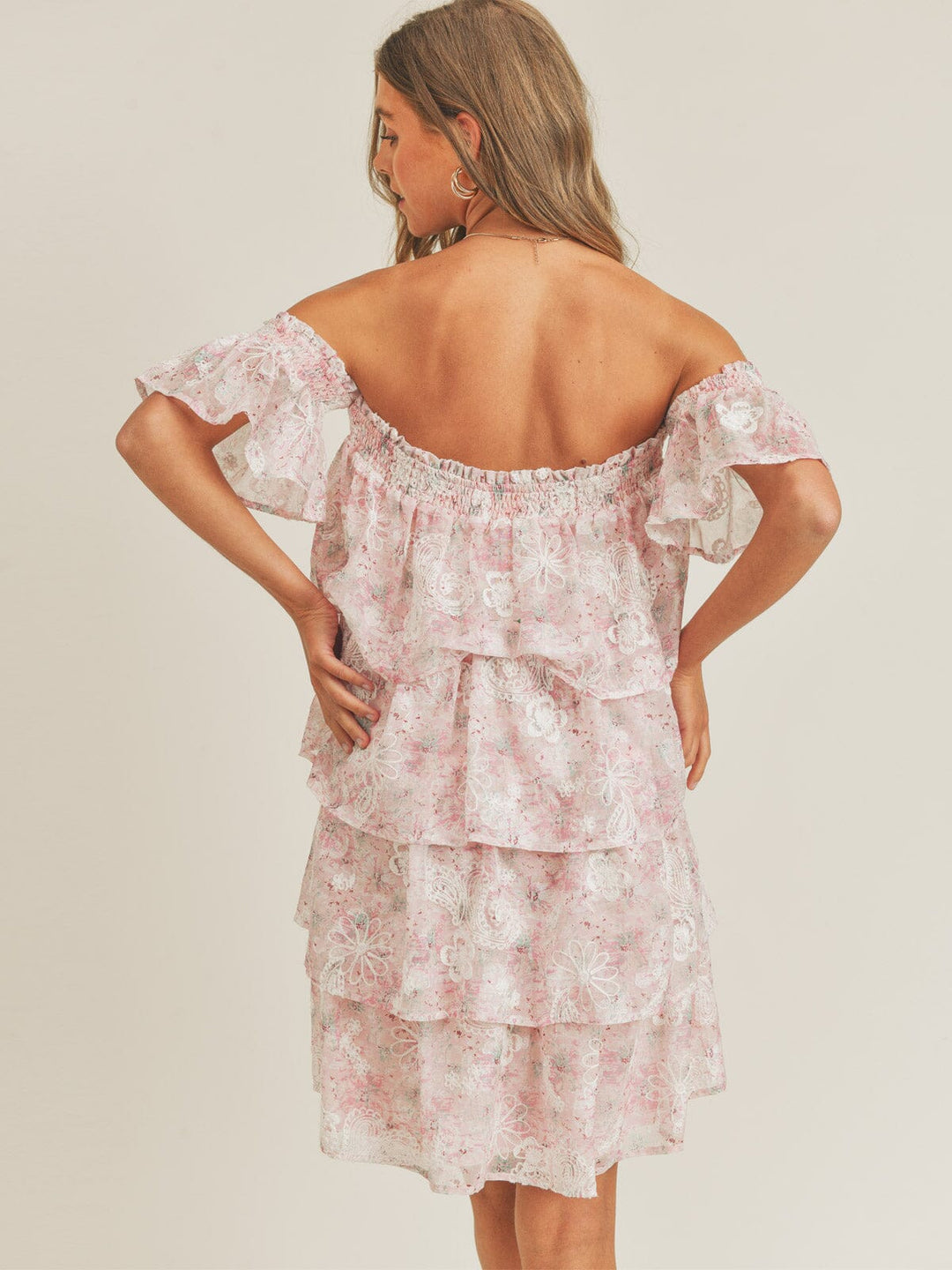 JUST ME WOMEN'S OFF SHOULDER RUFFLE TIERED EMBROIDERY FLORAL MINI DRESS