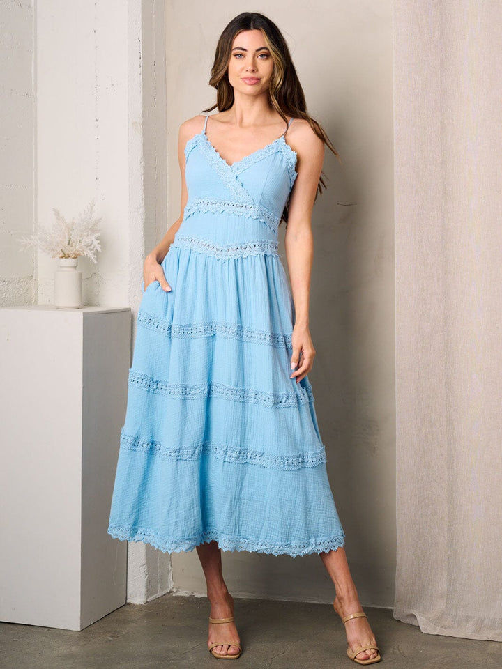 WOMEN'S SLEEVELESS V-NECK POCKETS TIERED MAXI DRESS