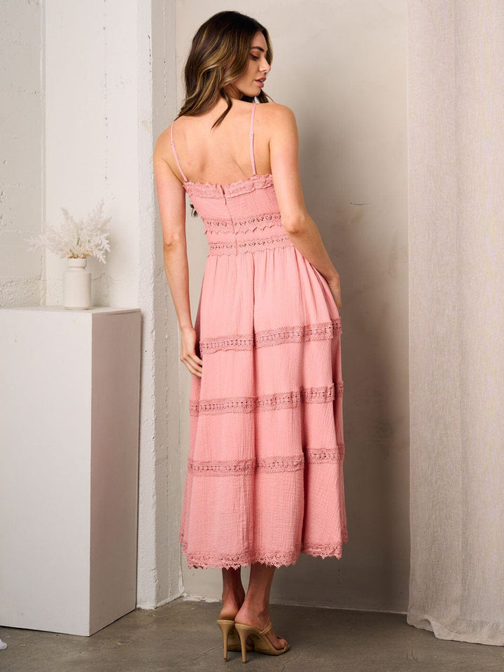 WOMEN'S SLEEVELESS V-NECK POCKETS TIERED MAXI DRESS