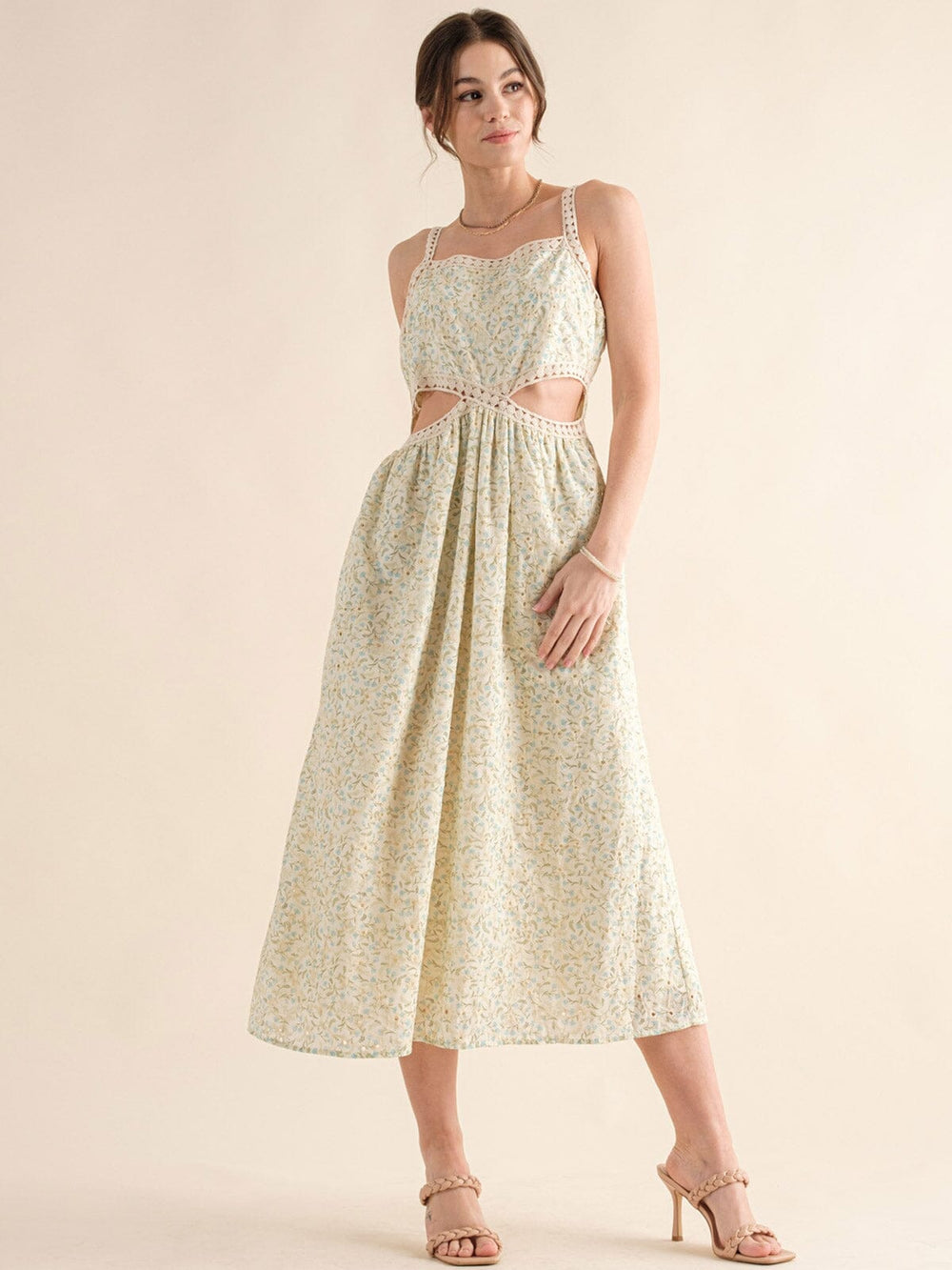JUST ME WOMEN'S SLEEVELESS CUT OUT FRONT POCKETS FLORAL EYELET MAXI DRESS
