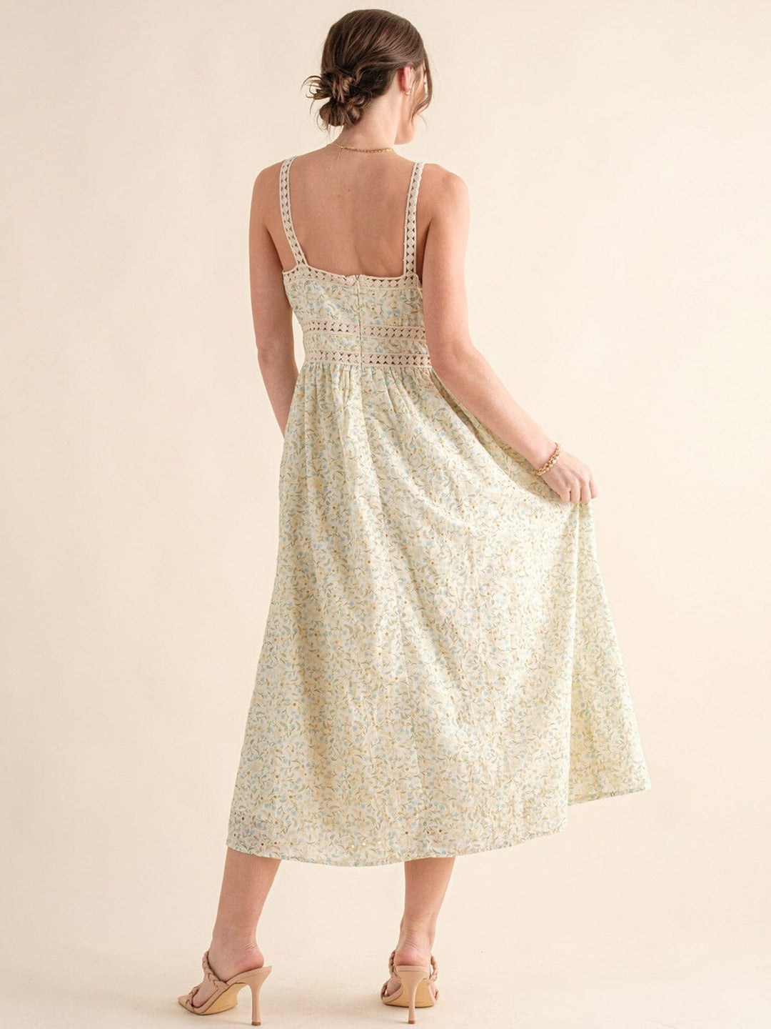 JUST ME WOMEN'S SLEEVELESS CUT OUT FRONT POCKETS FLORAL EYELET MAXI DRESS