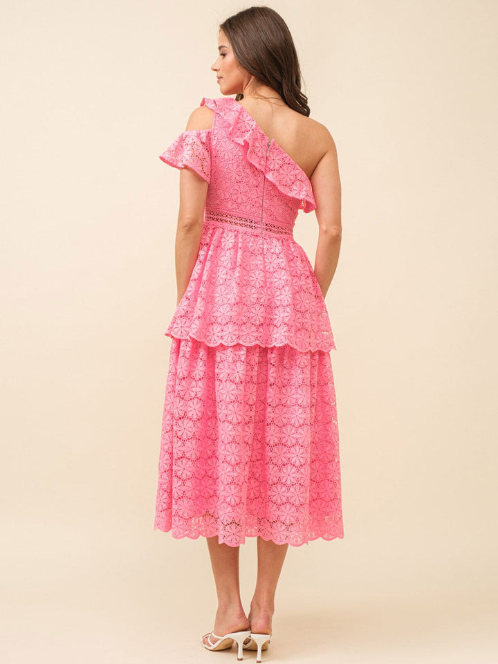 JUST ME WOMEN'S ONE SHOULDER RUFFLE FLORAL CROCHET TIERED MAXI DRESS