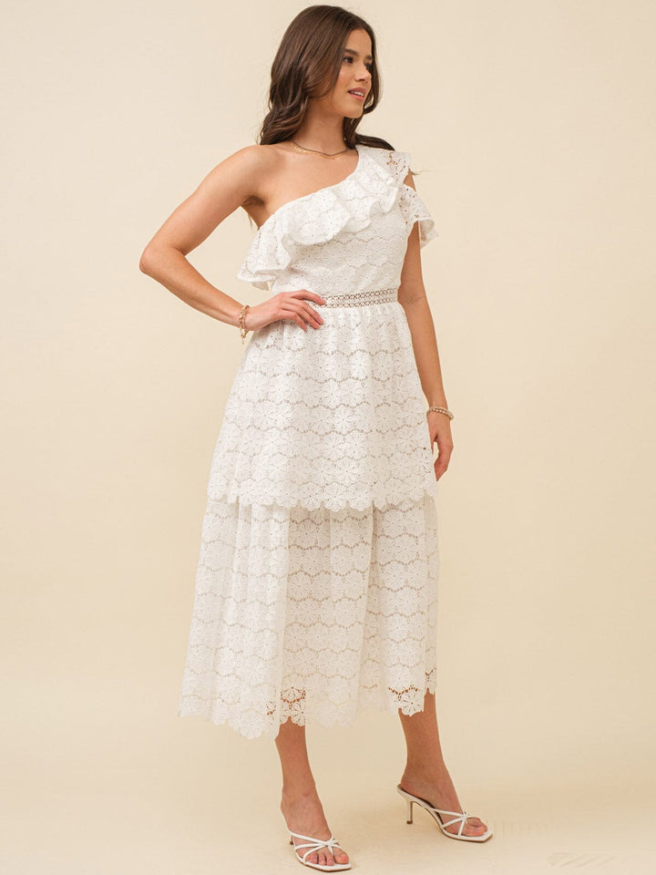 JUST ME WOMEN'S ONE SHOULDER RUFFLE FLORAL CROCHET TIERED MAXI DRESS