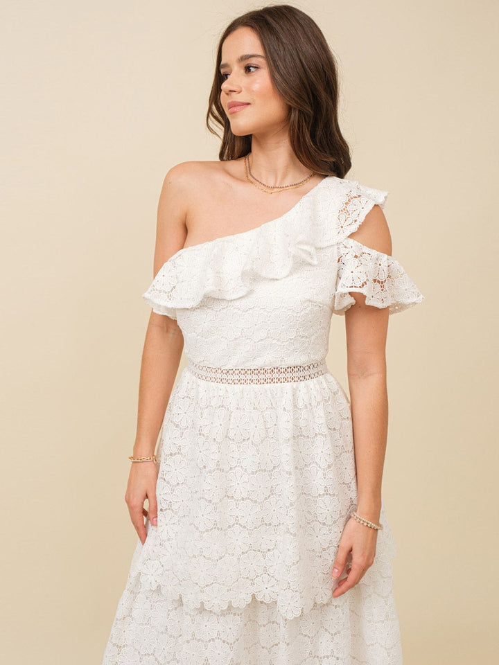 JUST ME WOMEN'S ONE SHOULDER RUFFLE FLORAL CROCHET TIERED MAXI DRESS