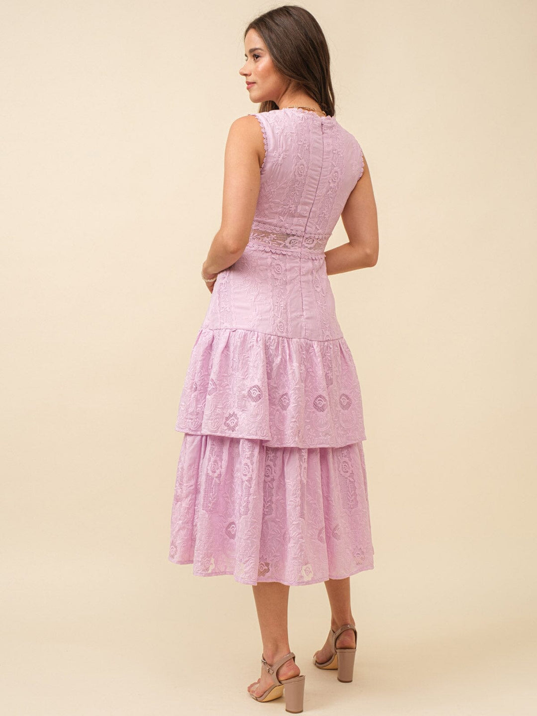 JUST ME WOMEN'S SLEEVELESS V-NECK RUFFLE TIERED LACE EMBROIDERY MAXI DRESS