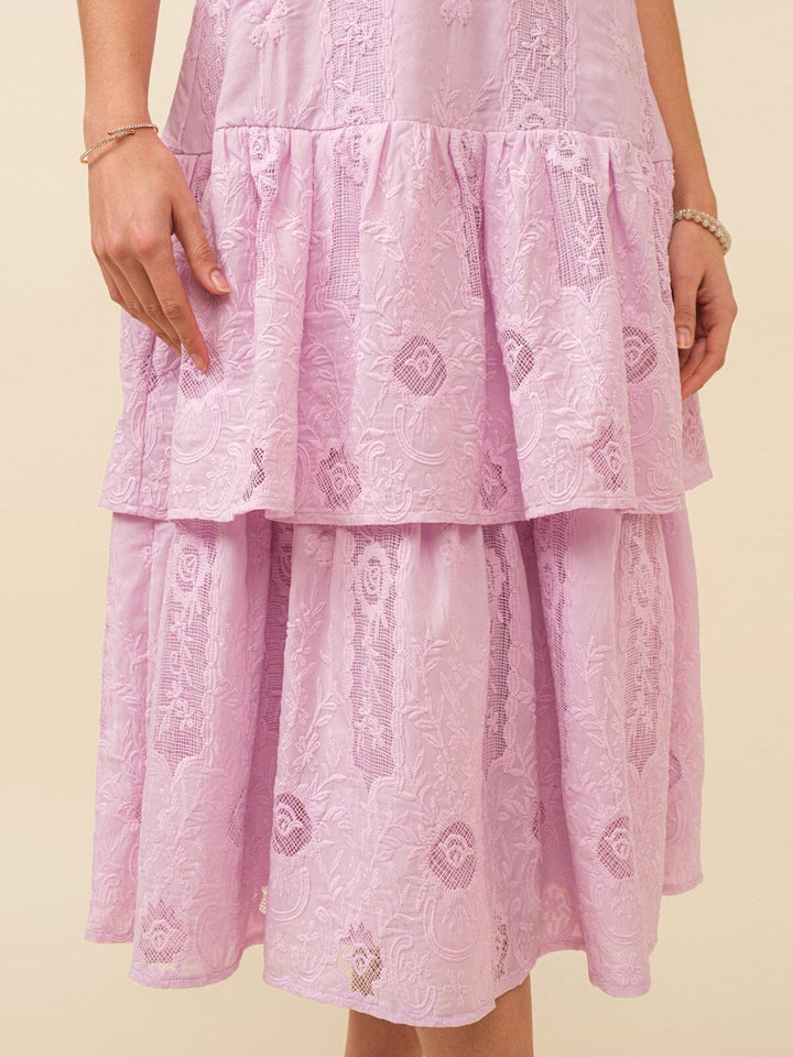 JUST ME WOMEN'S SLEEVELESS V-NECK RUFFLE TIERED LACE EMBROIDERY MAXI DRESS