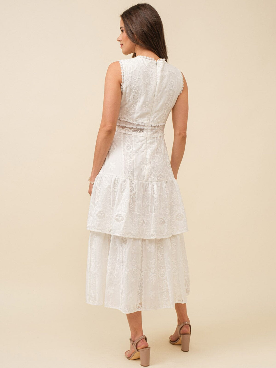 JUST ME WOMEN'S SLEEVELESS V-NECK RUFFLE TIERED LACE EMBROIDERY MAXI DRESS