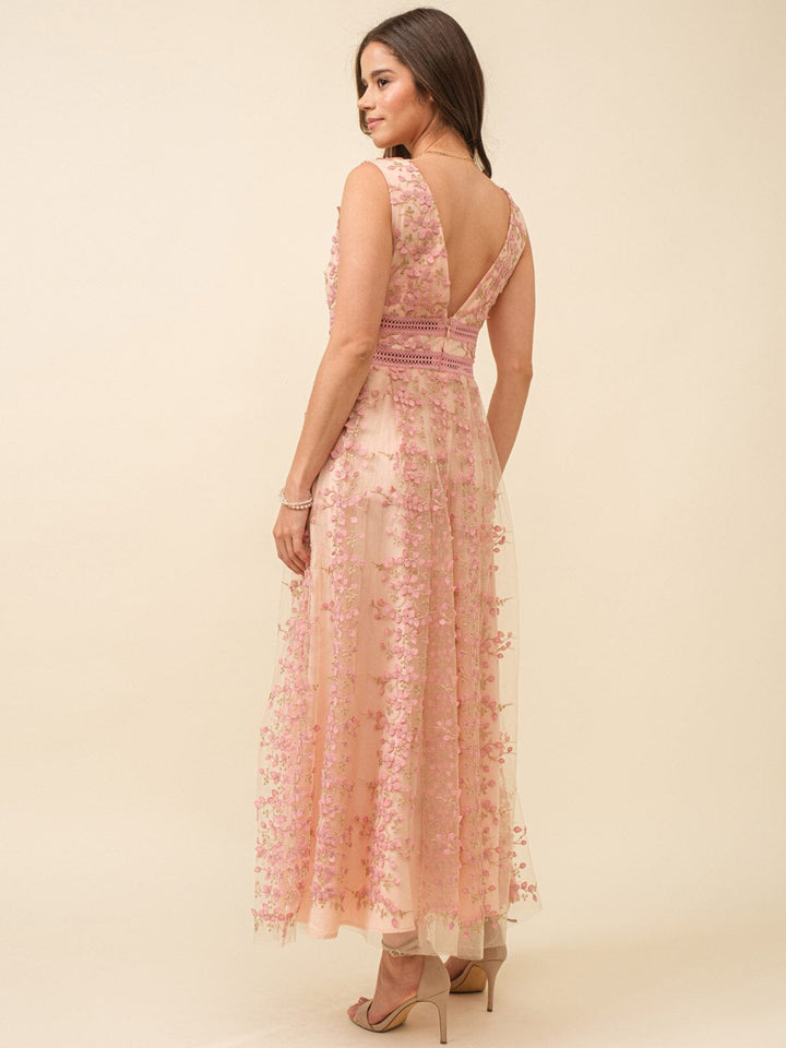 JUST ME WOMEN'S SLEEVELESS SURPLICE FLORAL CROCHET MAXI DRESS